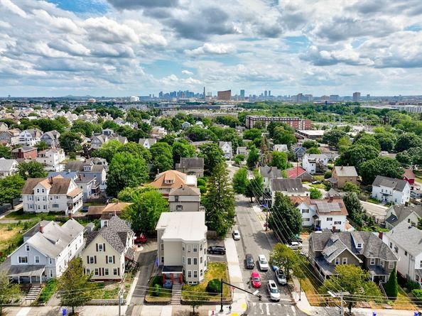 82 Medford St 2, Malden MA 02148