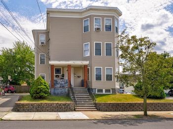 82 Medford St
