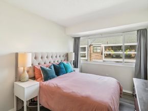 54 Laurelwood Dr 54, Stoughton MA 02072
