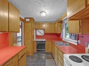 68 Lake Avenue, Leicester MA 01524