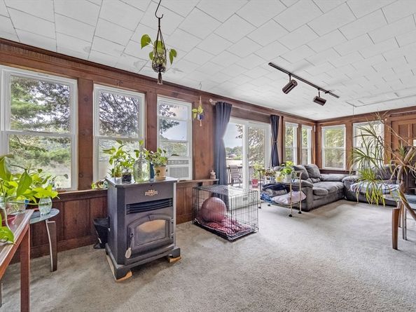 68 Lake Avenue, Leicester MA 01524