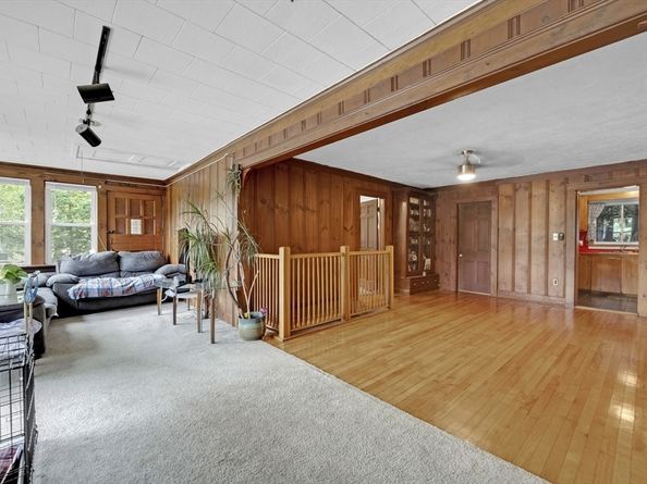 68 Lake Avenue, Leicester MA 01524