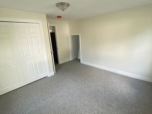 135 N Main St, Webster MA 01570