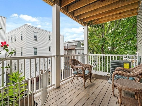 15 Wave Ave 2A, Revere MA 02151