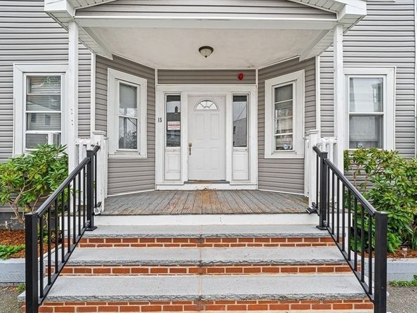 15 Wave Ave 2A, Revere MA 02151