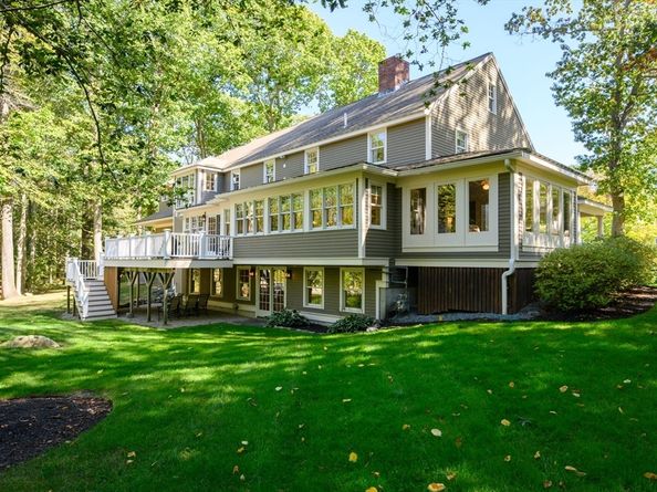 137 Fairoaks Ln, Cohasset MA 02025
