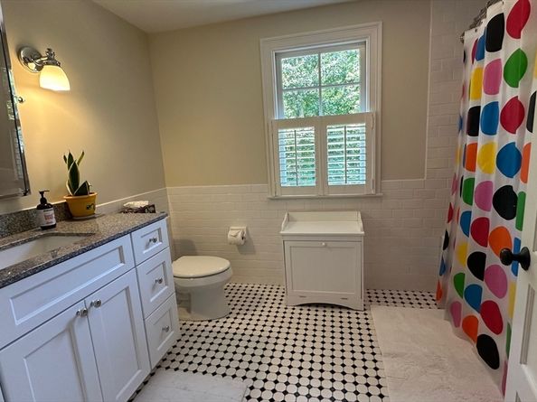 137 Fairoaks Ln, Cohasset MA 02025