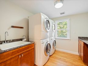 137 Fairoaks Ln, Cohasset MA 02025