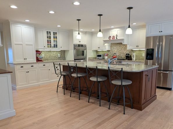 137 Fairoaks Ln, Cohasset MA 02025