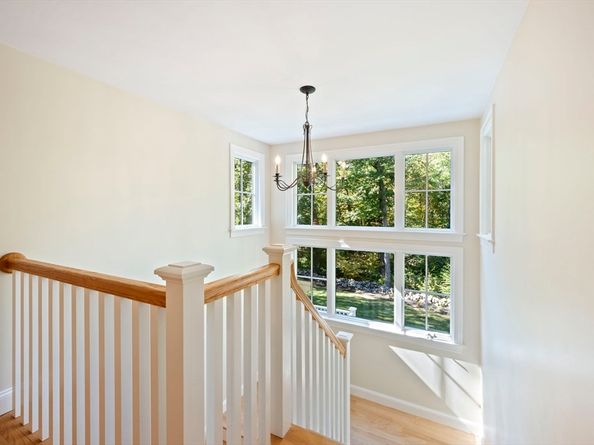137 Fairoaks Ln, Cohasset MA 02025