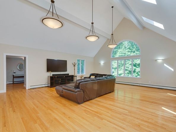 260 Cochituate Rd, Wayland MA 01778