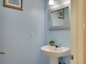 260 Cochituate Rd, Wayland MA 01778