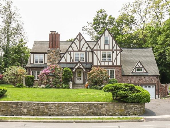493 Salisbury Street, Worcester MA 01609