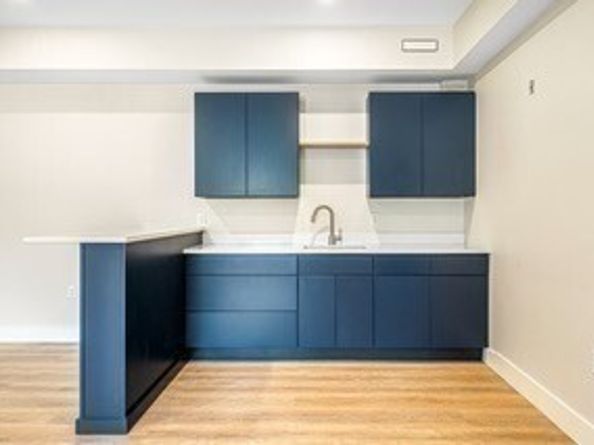 741 Boston Post Rd, Weston MA 02493