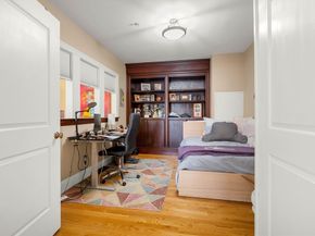 391 Walnut St 5, Newton MA 02460