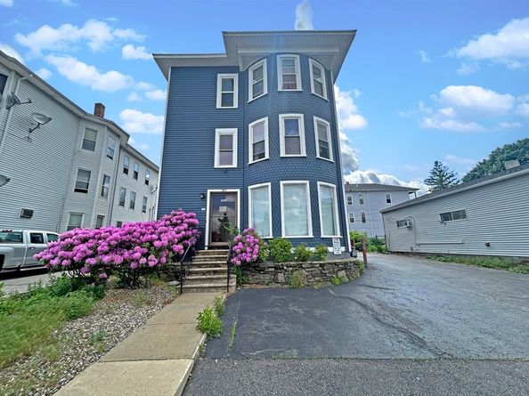 345 Park Ave, Worcester MA 01610