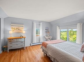 22 Little Neck Rd, Ipswich MA 01938
