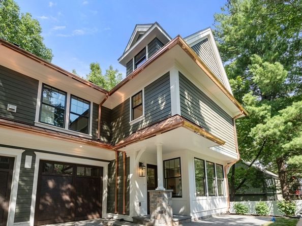 85 Naples Rd 2, Brookline MA 02446