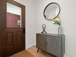 85 Naples Rd 2, Brookline MA 02446