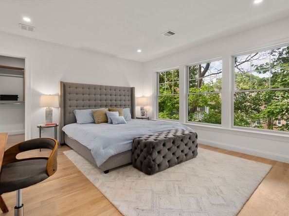 85 Naples Rd 2, Brookline MA 02446