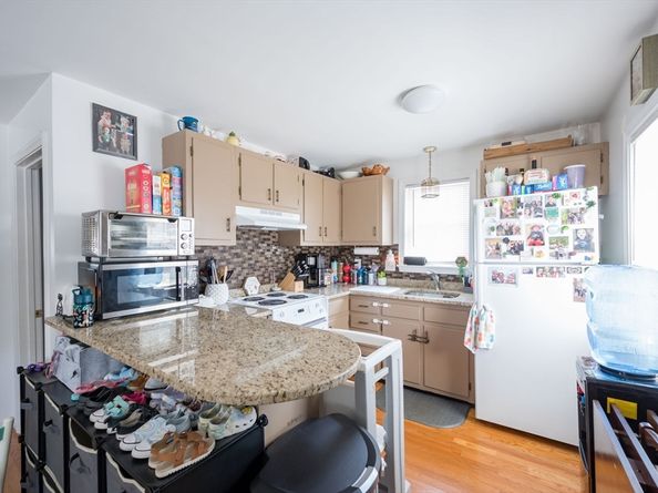 34-36 Washburn St, Weymouth MA 02189