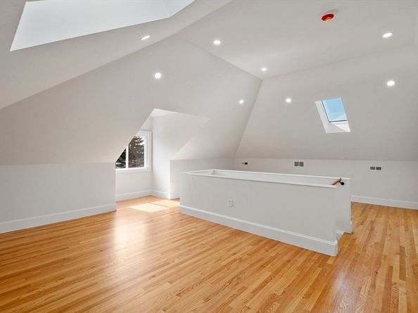 8 Cushing Street 2, Salem MA 01970