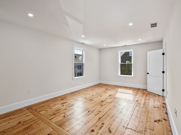 8 Cushing Street 2, Salem MA 01970