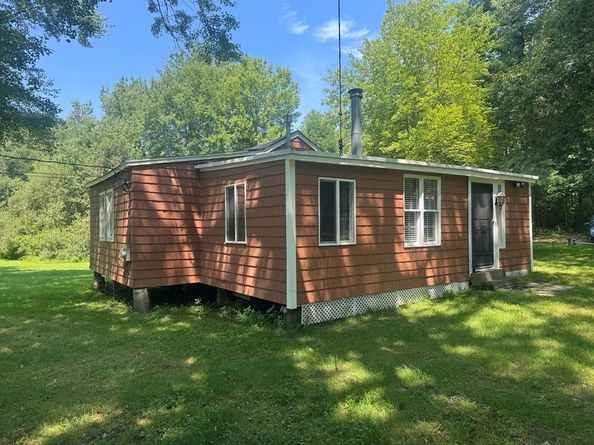 9 Woloski Park, Middleboro MA 02346