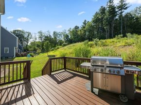216 River St, Holden MA 01520
