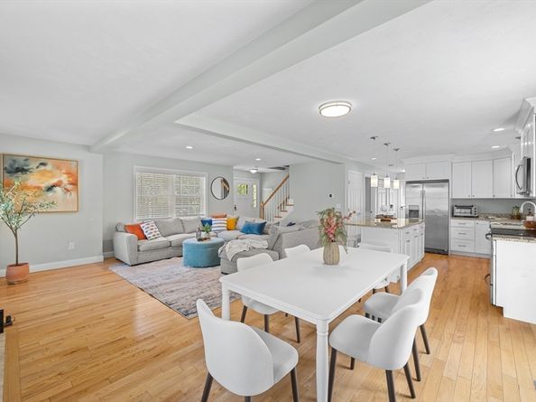 216 River St, Holden MA 01520