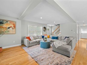 216 River St, Holden MA 01520