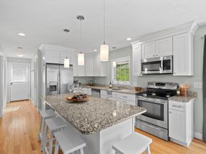 216 River St, Holden MA 01520