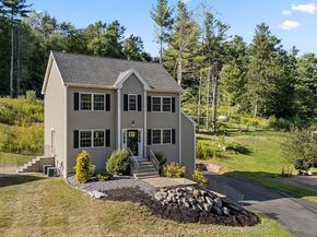 216 River St, Holden MA 01520