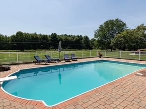 6 Lynbrook Rd, Southborough MA 01772
