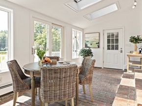 6 Lynbrook Rd, Southborough MA 01772