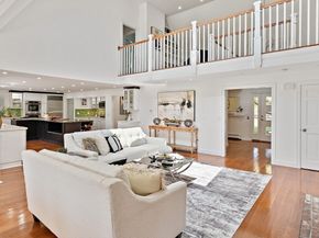 6 Lynbrook Rd, Southborough MA 01772