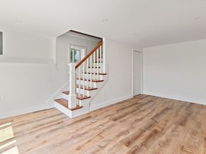 6 Lynbrook Rd, Southborough MA 01772