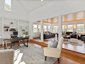 6 Lynbrook Rd, Southborough MA 01772