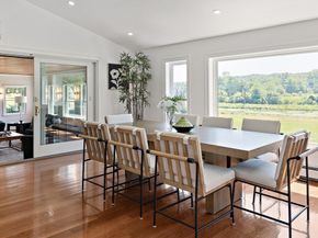 6 Lynbrook Rd, Southborough MA 01772