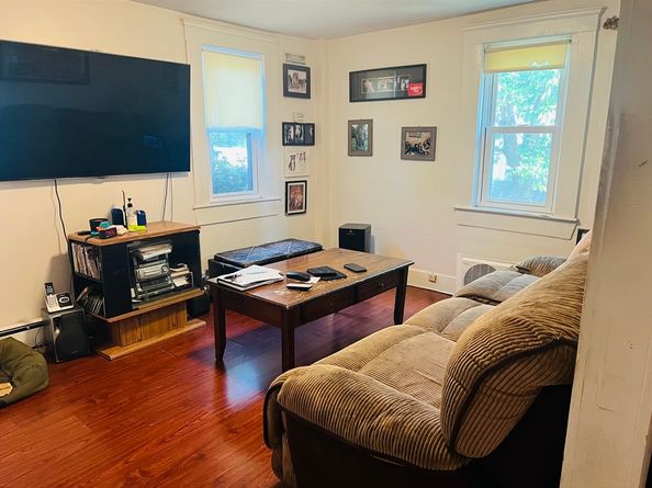 65-67 Diamond St, Walpole MA 02081