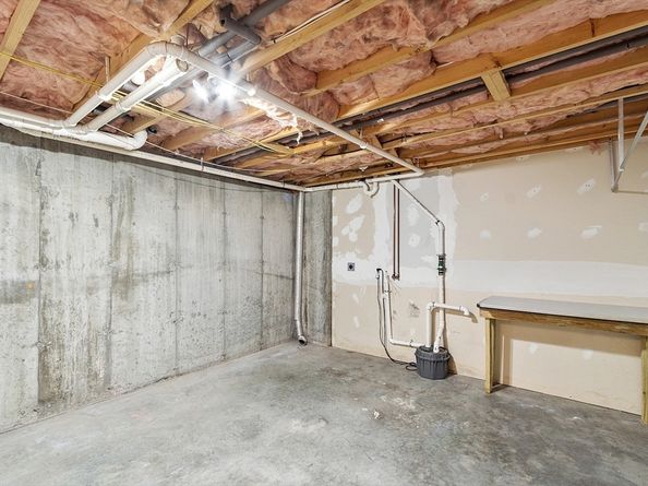 21 Sibley Rd, Winchendon MA 01475