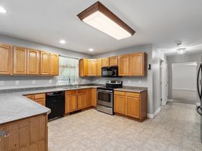 21 Sibley Rd, Winchendon MA 01475