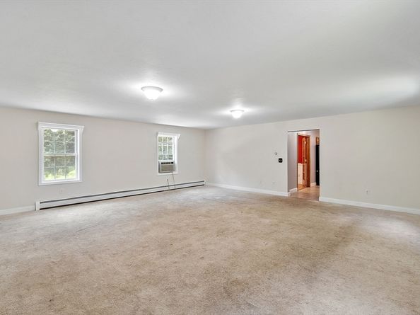 21 Sibley Rd, Winchendon MA 01475
