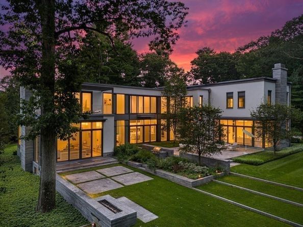 70 Possum Rd, Weston MA 02493