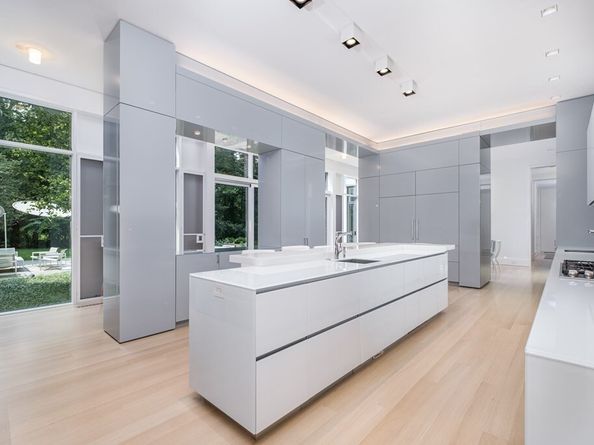 70 Possum Rd, Weston MA 02493