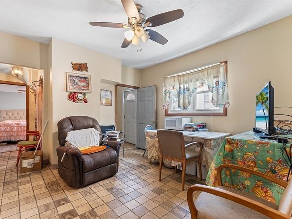 32 Rush St, Somerville MA 02145