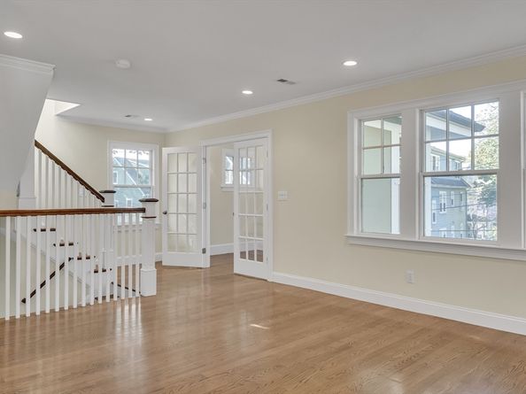 30 Ackers Avenue, Brookline MA 02445