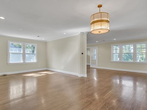30 Ackers Avenue, Brookline MA 02445