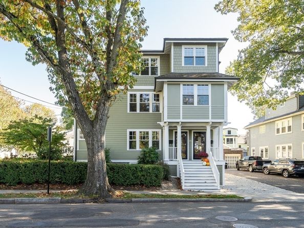 30 Ackers Avenue, Brookline MA 02445