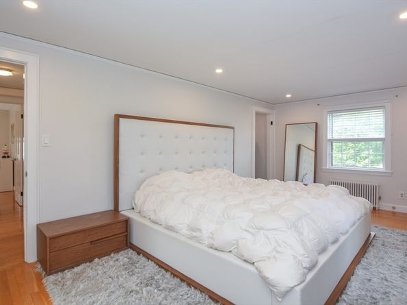 10 Radcliffe Rd, Belmont MA 02478